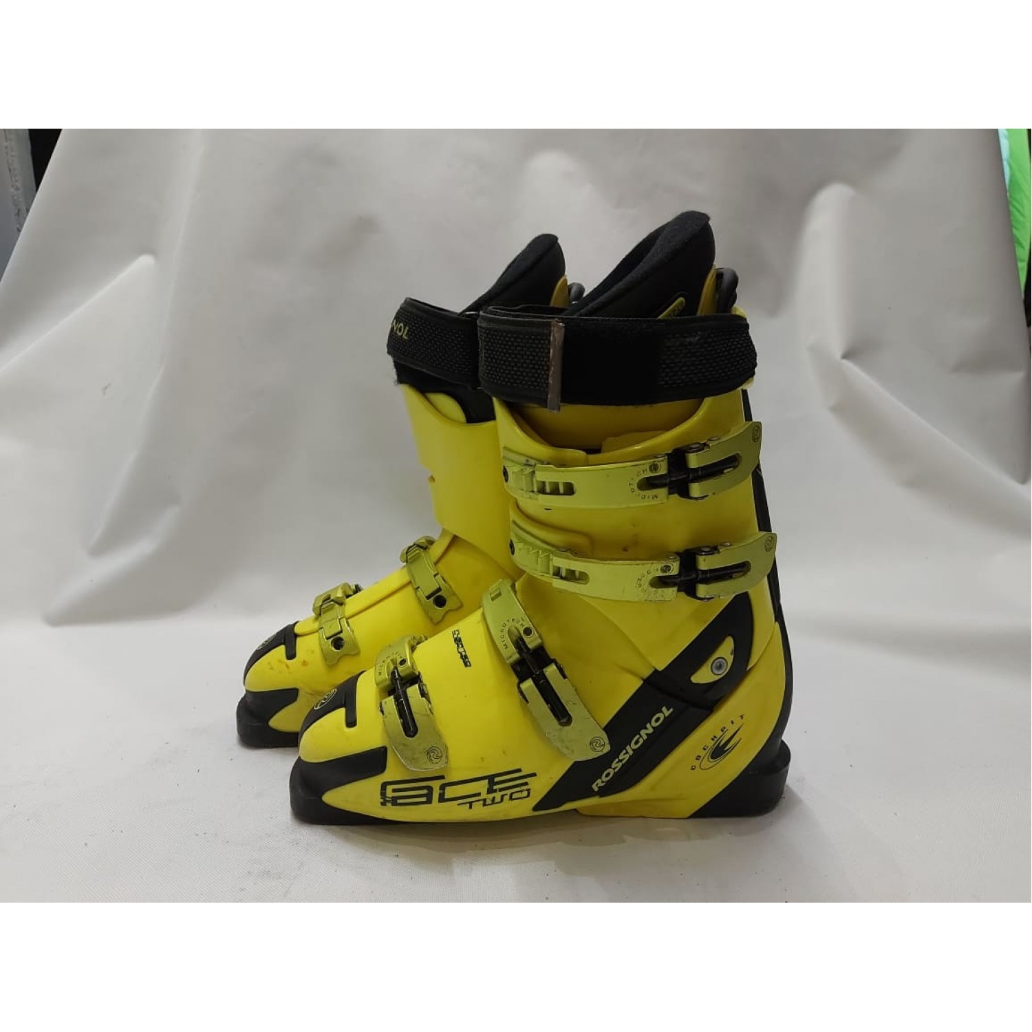 Горнолыжные ботинки бу 27,5 Rossignol RaceTwo черно-желтые купить по цене -5000 ◈ интернет магазин АйсХит Санкт-Петербург